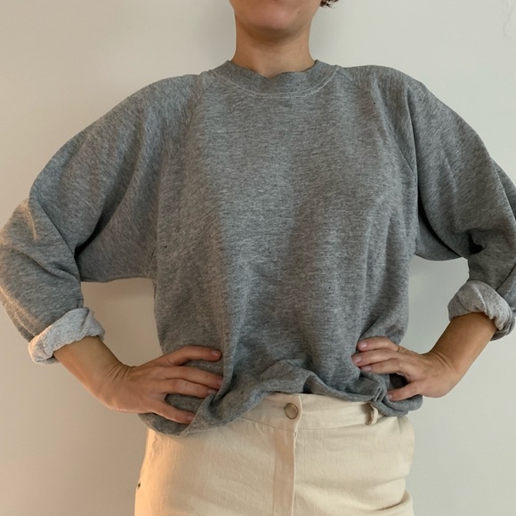 SOLD Vintage 90's Grey Sweatshirt - Picture 3 of 11